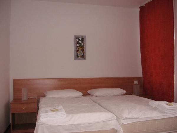 Hotel Lido Miskolc Eksteriør billede