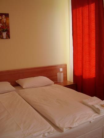Hotel Lido Miskolc Eksteriør billede